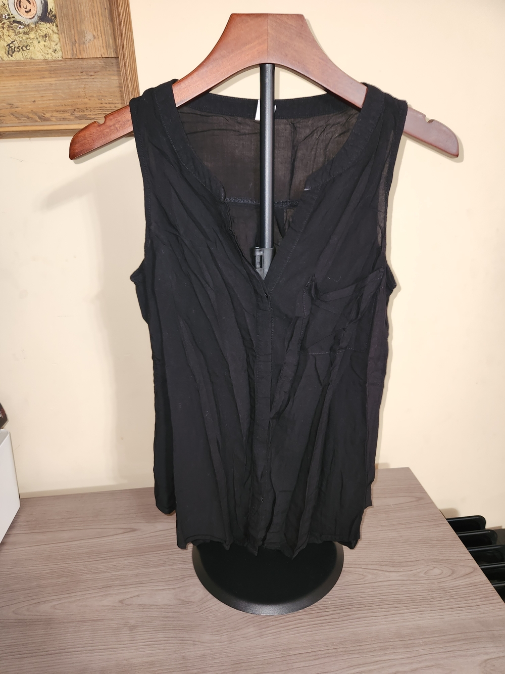 Old Navy Black Sleeveless Button-Down Shirt